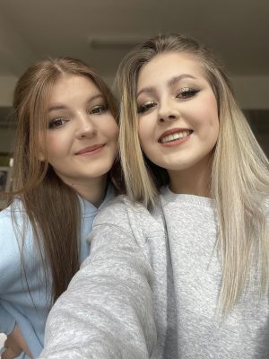Make up 9